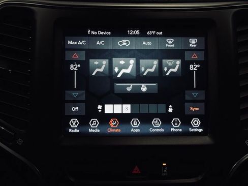 Certified 2022 Jeep Cherokee Trailhawk w/ Comfort/Convenience Group image 37