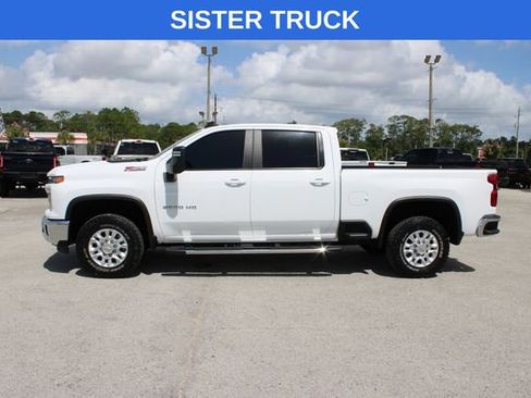 Used 2025 Chevrolet Silverado 2500 LT AWD/4WD image 6