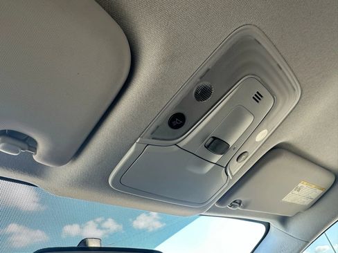 Used 2016 Toyota Prius Two image 29