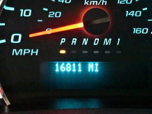 Used 2024 Chevrolet Express 2500 w/ Driver Convenience Package image 23