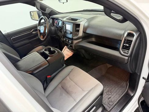 Certified 2024 RAM 1500 Big Horn AWD/4WD image 32