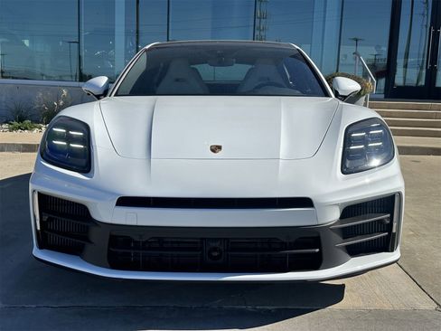 New 2026 Porsche Panamera 4 image 10