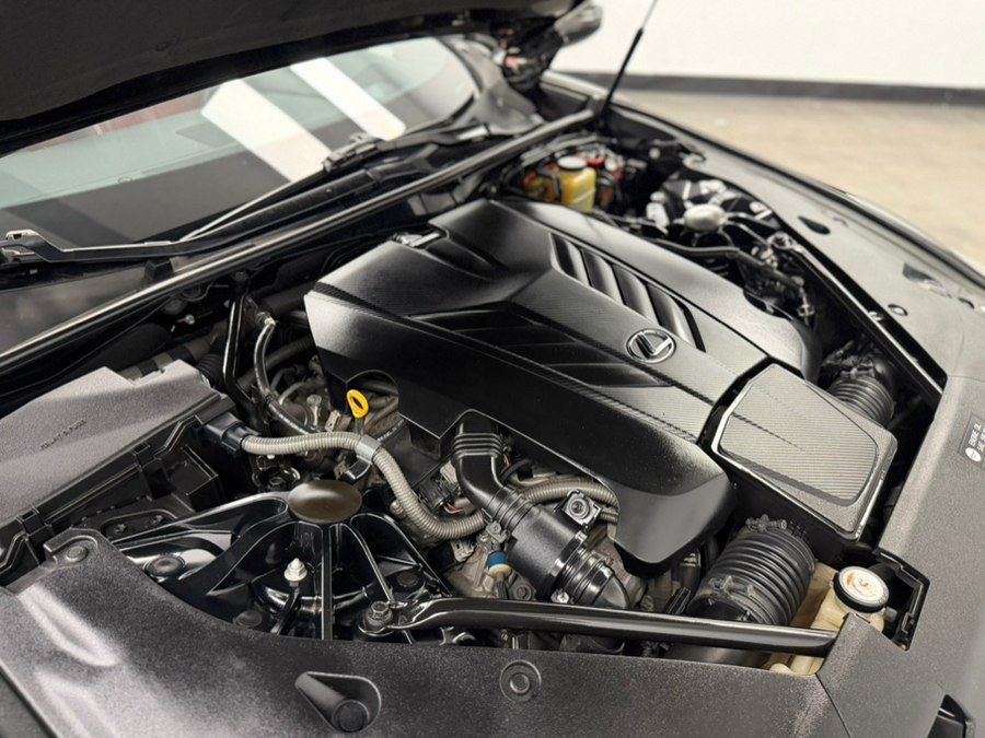 Used 2018 Lexus LC 500 Coupe w/ Sport Package RWD image 71