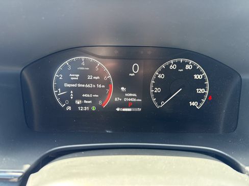 Used 2025 Honda CR-V LX image 10