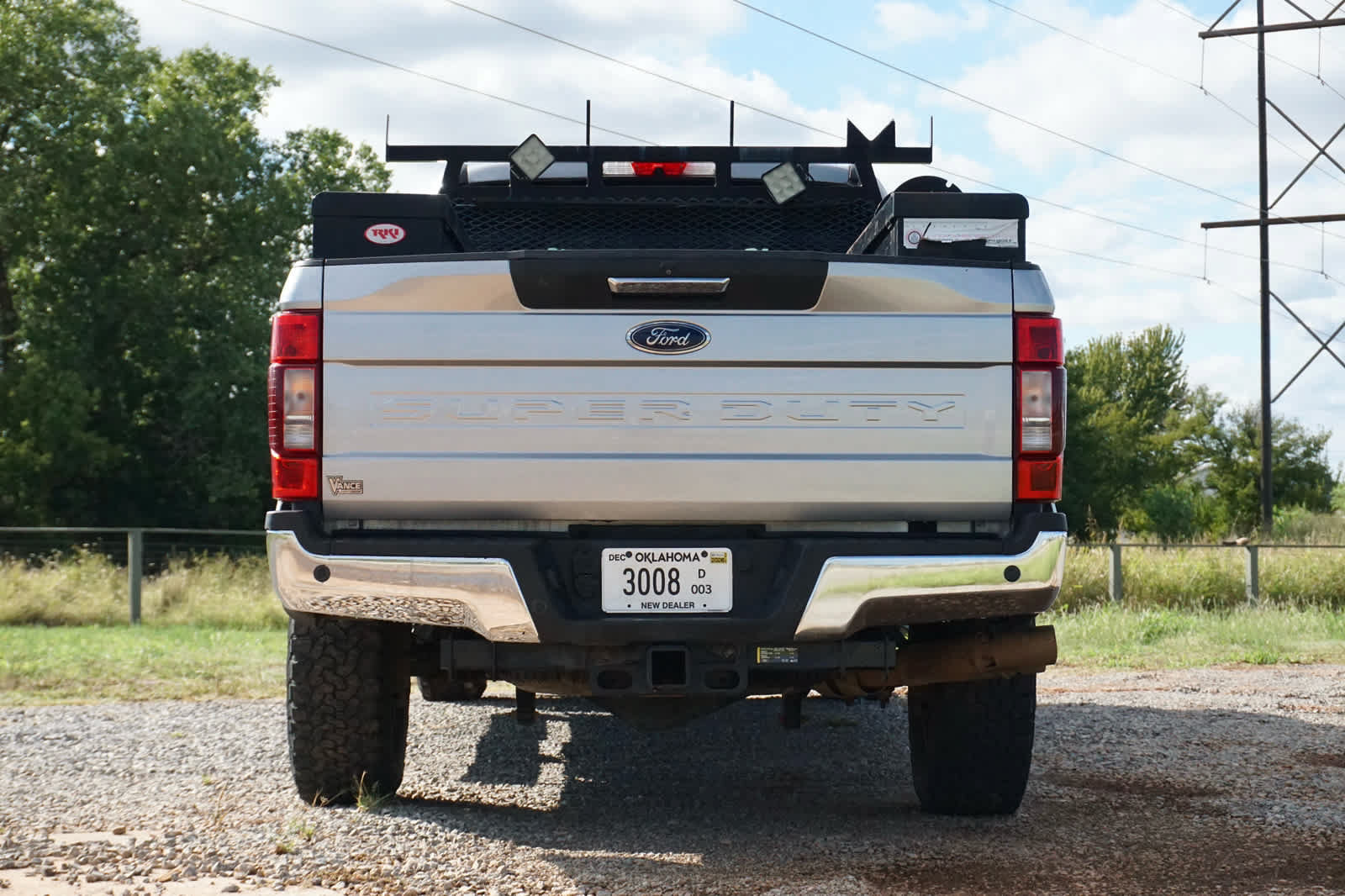 Used 2022 Ford F350 XLT w/ XLT Premium Package AWD/4WD image 40