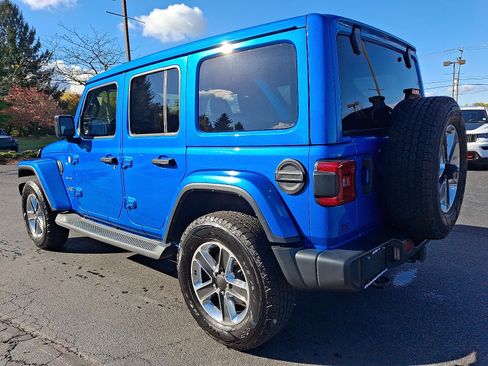 Certified 2022 Jeep Wrangler Unlimited Sahara w/ LED Lighting Group image 4