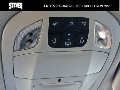 Used 2020 Chrysler Pacifica Touring-L image 25