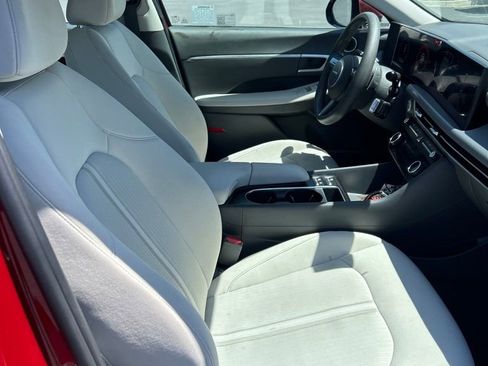 Used 2025 Hyundai Sonata SEL image 12
