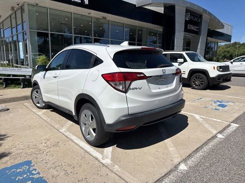 Used 2019 Honda HR-V EX-L image 6