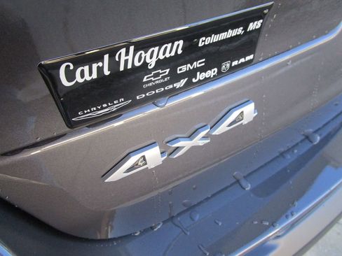 New 2025 Jeep Grand Cherokee L Limited w/ Luxury Tech Group II image 10