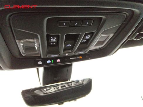 Used 2023 Chevrolet Silverado 2500 High Country w/ Technology Package image 23