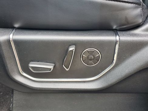 Used 2019 Ford Expedition Platinum AWD/4WD image 21