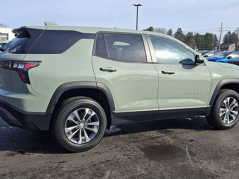 New 2026 Chevrolet Equinox LT image 3