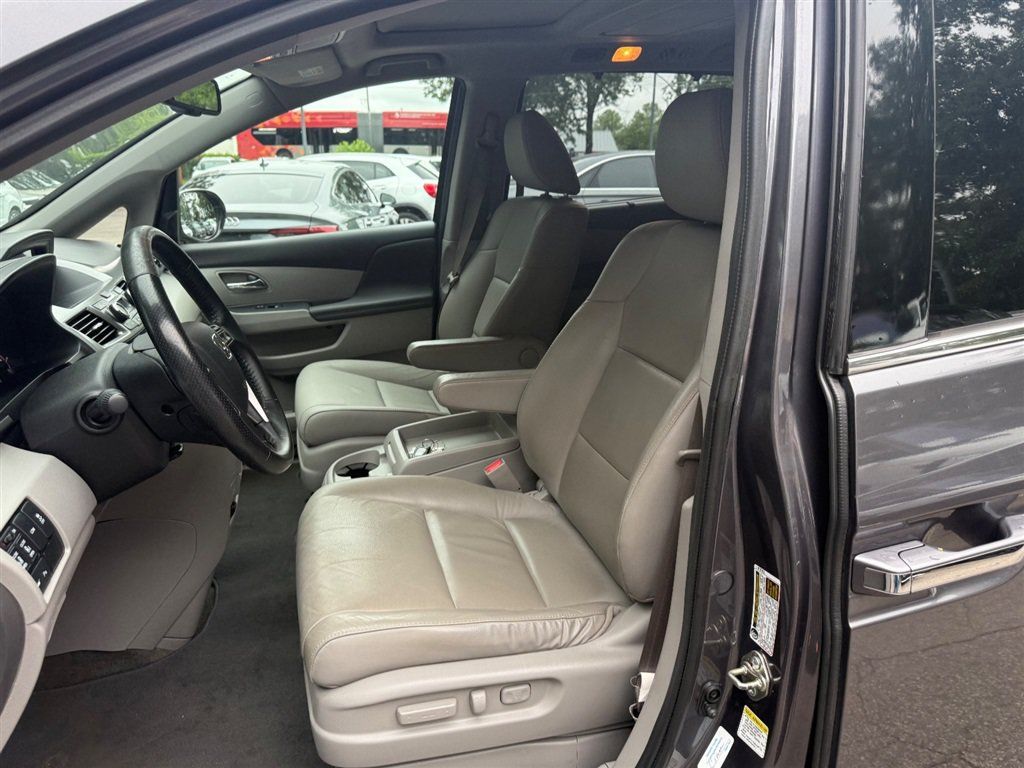 Used 2016 Honda Odyssey Touring image 10