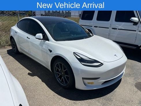 Used 2022 Tesla Model 3 Long Range AWD/4WD image 1