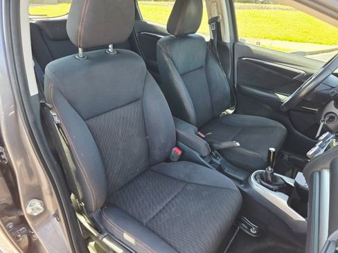 Used 2018 Honda Fit Sport image 17