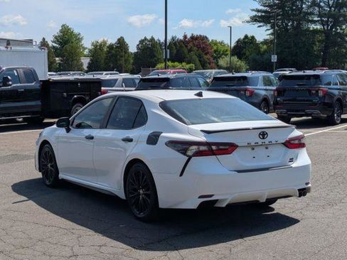 Used 2021 Toyota Camry SE AWD/4WD image 5