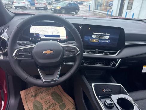 New 2026 Chevrolet Equinox LT w/ Convenience Package II image 19