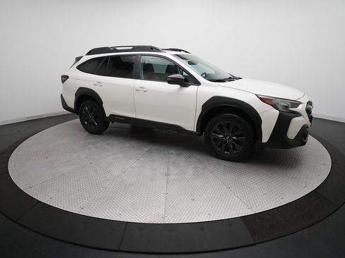 Used 2024 Subaru Outback Onyx Edition XT image 13