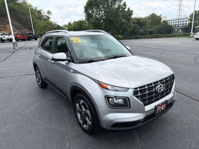 Used 2023 Hyundai Venue SEL
