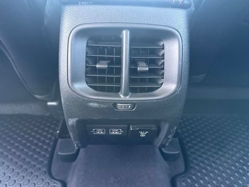 Used 2022 Jeep Cherokee Trailhawk w/ Sound & Nav Group AWD/4WD image 31