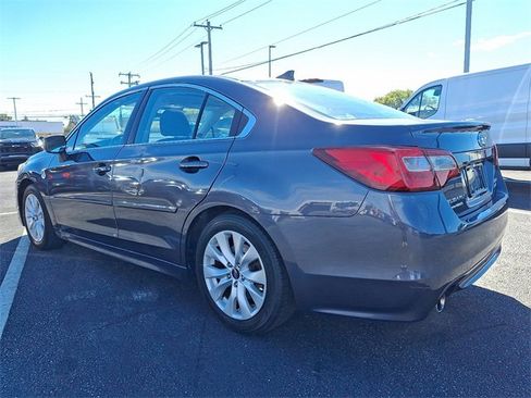 Used 2017 Subaru Legacy 2.5i Premium image 4