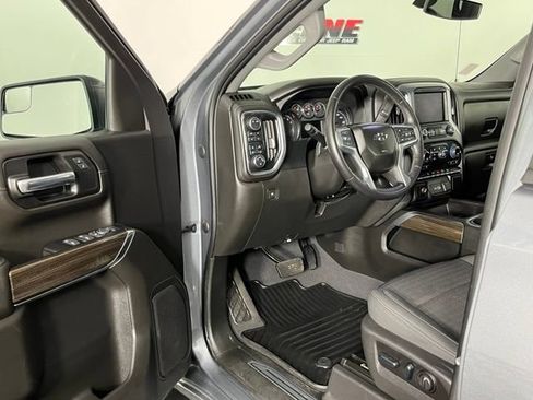 Used 2022 Chevrolet Silverado 1500 RST w/ Z71 Off-Road Package AWD/4WD image 22