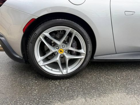 Used 2021 Ferrari Roma RWD image 13