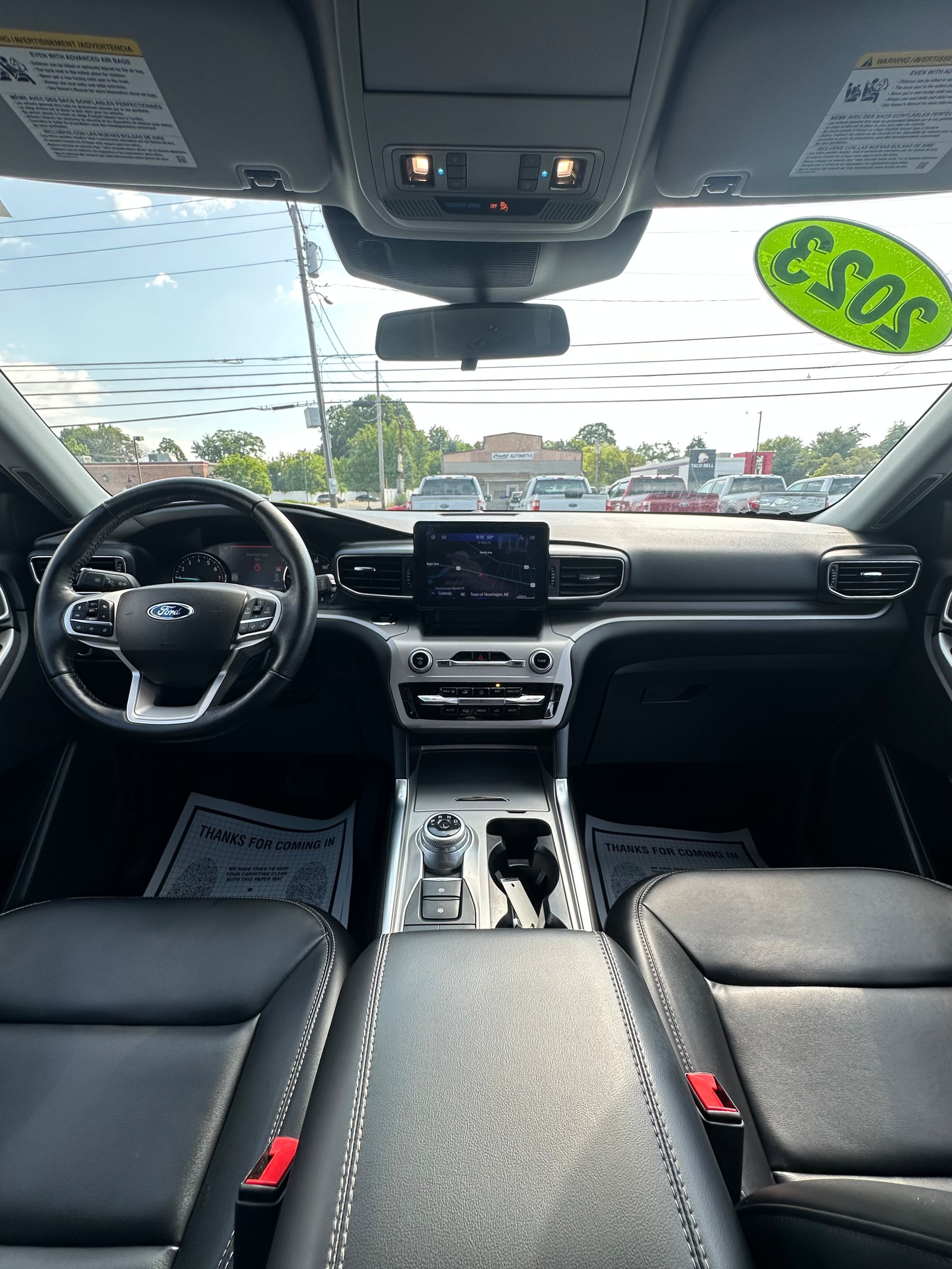 Used 2023 Ford Explorer XLT w/ Equipment Group 202A AWD/4WD image 10