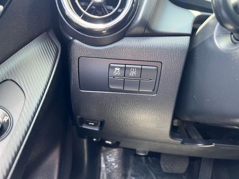 Used 2018 Toyota Yaris iA FWD image 20