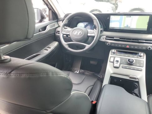 Used 2024 Hyundai Palisade SEL w/ Premium Package FWD image 20