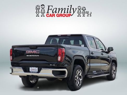 Used 2024 GMC Sierra 1500 SLE w/ Preferred Package AWD/4WD image 4