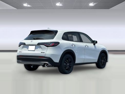 Certified 2026 Honda HR-V Sport image 8