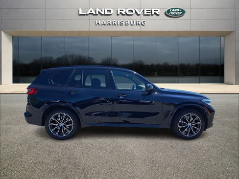 Used 2022 BMW X5 xDrive40i w/ M Sport Package AWD/4WD image 5