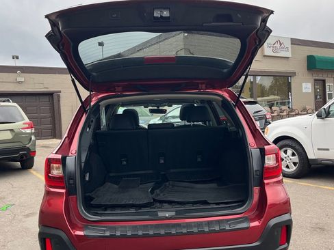 Used 2019 Subaru Outback 2.5i Limited AWD/4WD image 24