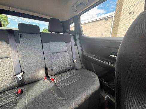 Used 2026 Nissan Kicks SV FWD image 36