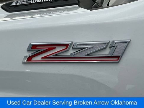 Used 2024 Chevrolet Silverado 2500 LT AWD/4WD image 8