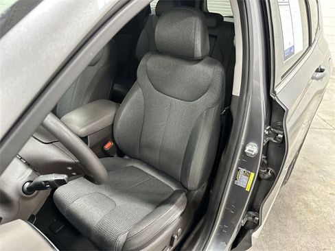 Used 2020 Hyundai Santa Fe SEL image 15