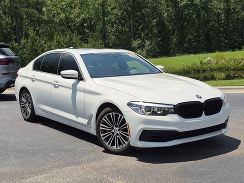 Used 2019 BMW 540i xDrive w/ Convenience Package AWD/4WD image 2