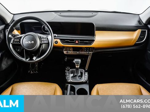 Used 2024 Kia Seltos EX FWD image 23