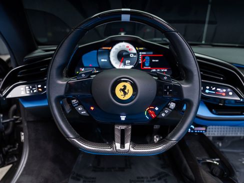 Used 2022 Ferrari SF90 Spider AWD/4WD image 7