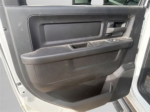 Used 2024 RAM 3500 Tradesman w/ Chrome Appearance Group image 14