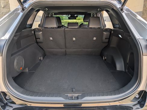 Used 2021 Toyota RAV4 XSE w/ XSE Grade Weather Package AWD/4WD image 19
