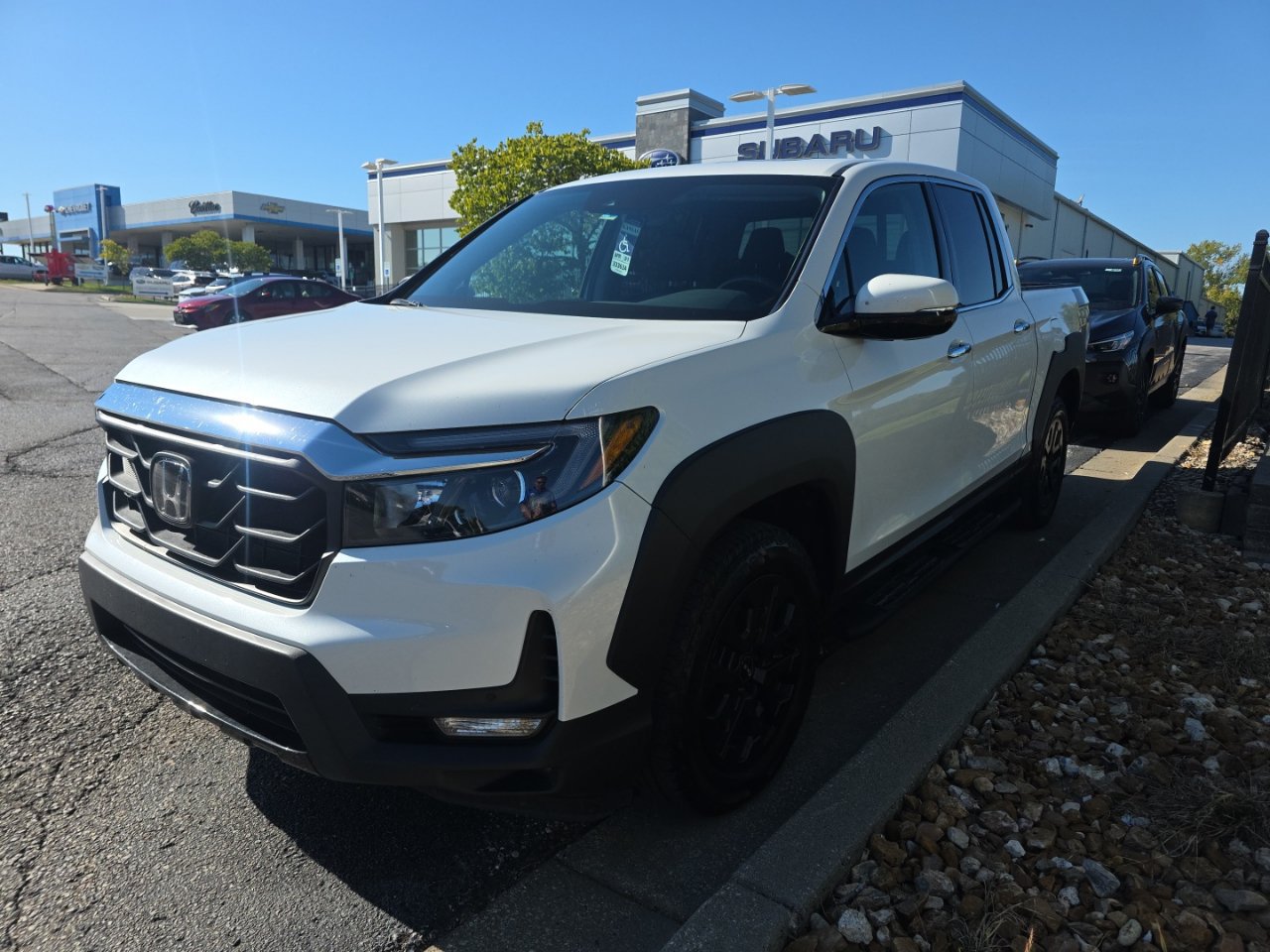 Used 2023 Honda Ridgeline RTL-E image 2