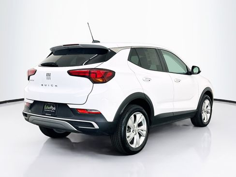 Used 2025 Buick Encore GX Preferred AWD/4WD image 9