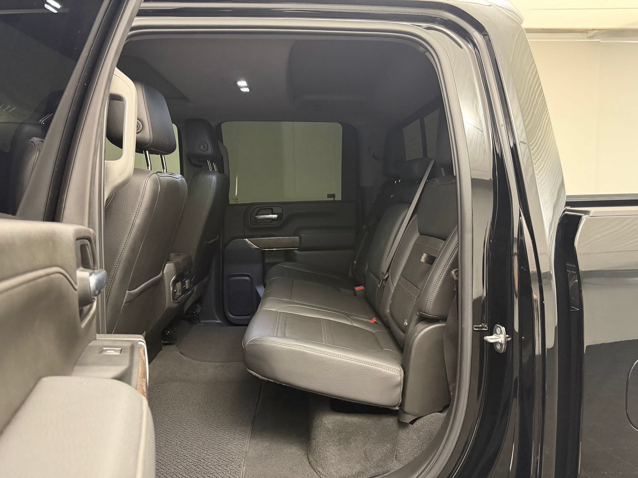 Used 2022 GMC Sierra 2500 Denali w/ Denali Ultimate Package AWD/4WD image 21
