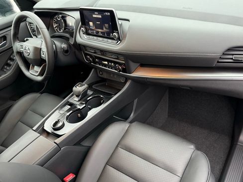 New 2026 Nissan Rogue SV AWD/4WD image 15
