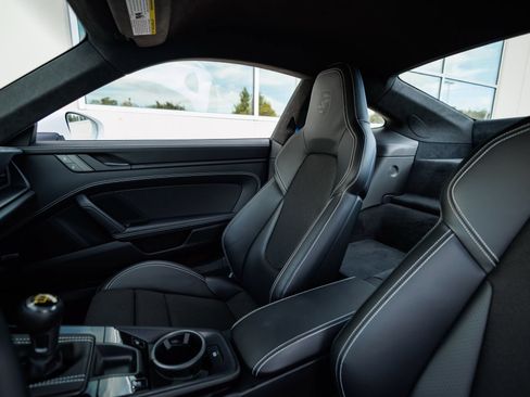 Used 2022 Porsche 911 GT3 RWD image 41