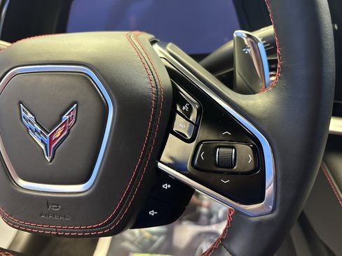 Used 2025 Chevrolet Corvette Stingray Coupe w/ Z51 Performance Package RWD image 16