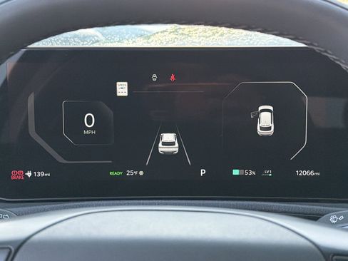 Used 2025 Kia EV6 Light image 27